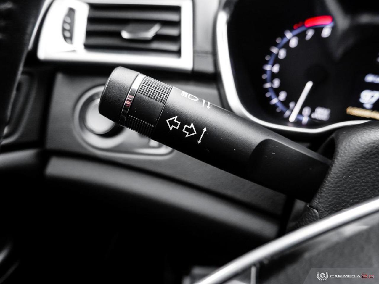 2015 Cadillac SRX FWD Photo