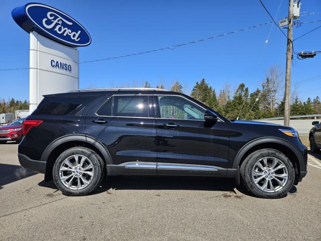 2023 Ford Explorer Limited 4WD Photo2