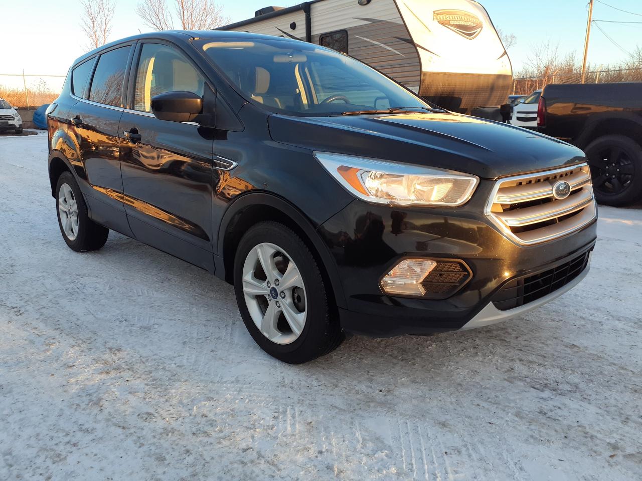 2017 Ford Escape SE, AWD, Heated Seats, BU Cam, Alloys - Photo #1