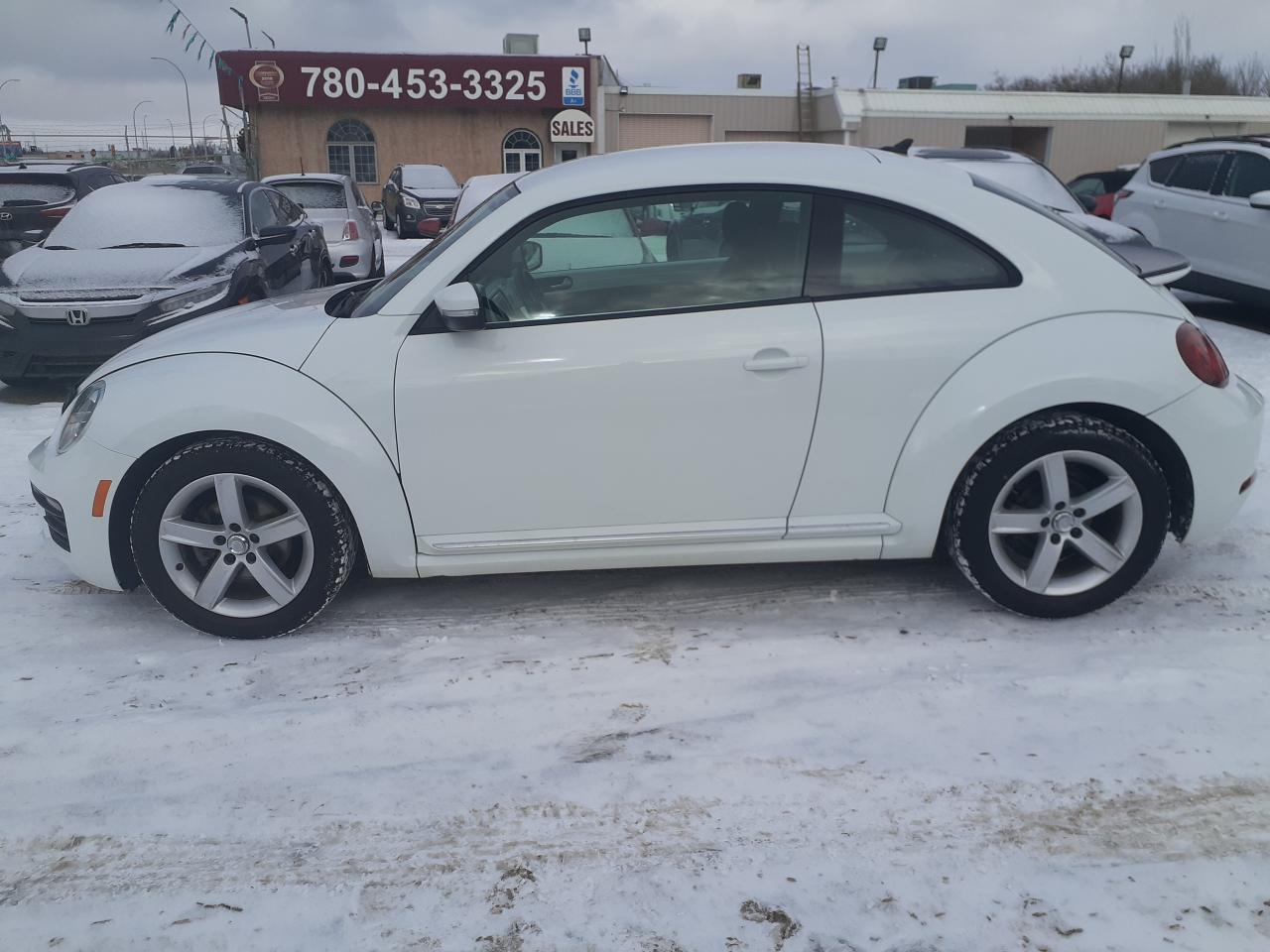 2017 Volkswagen Beetle Back up Camera Heated Seats - Photo #6