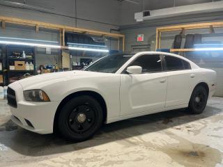Used 2014 Dodge Charger ENFORCER POLICE * ParkSense Rear Park Assist System * Uconnect 4.3 CD/MP3 * Power 6-Way Driver Seat 6 Speakers Black Vinyl Floor Covering * Air Condi for sale in Cambridge, ON