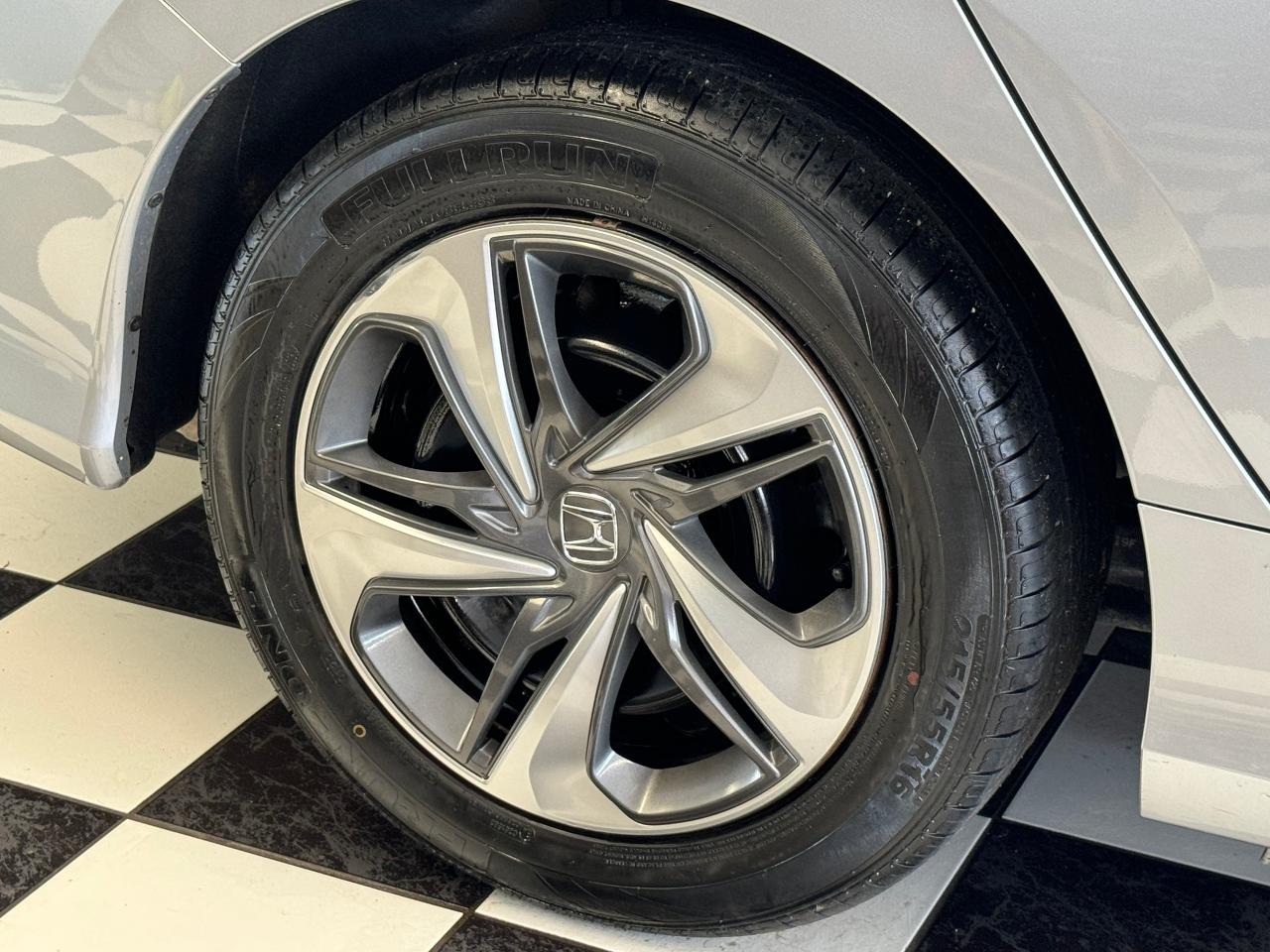 2019 Honda Civic LX+Adaptive Cruise+LaneKeep+ApplePlay+CLEAN CARFAX Photo53