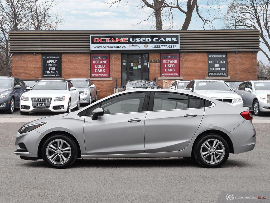 2018 Chevrolet Cruze LT - Photo #3