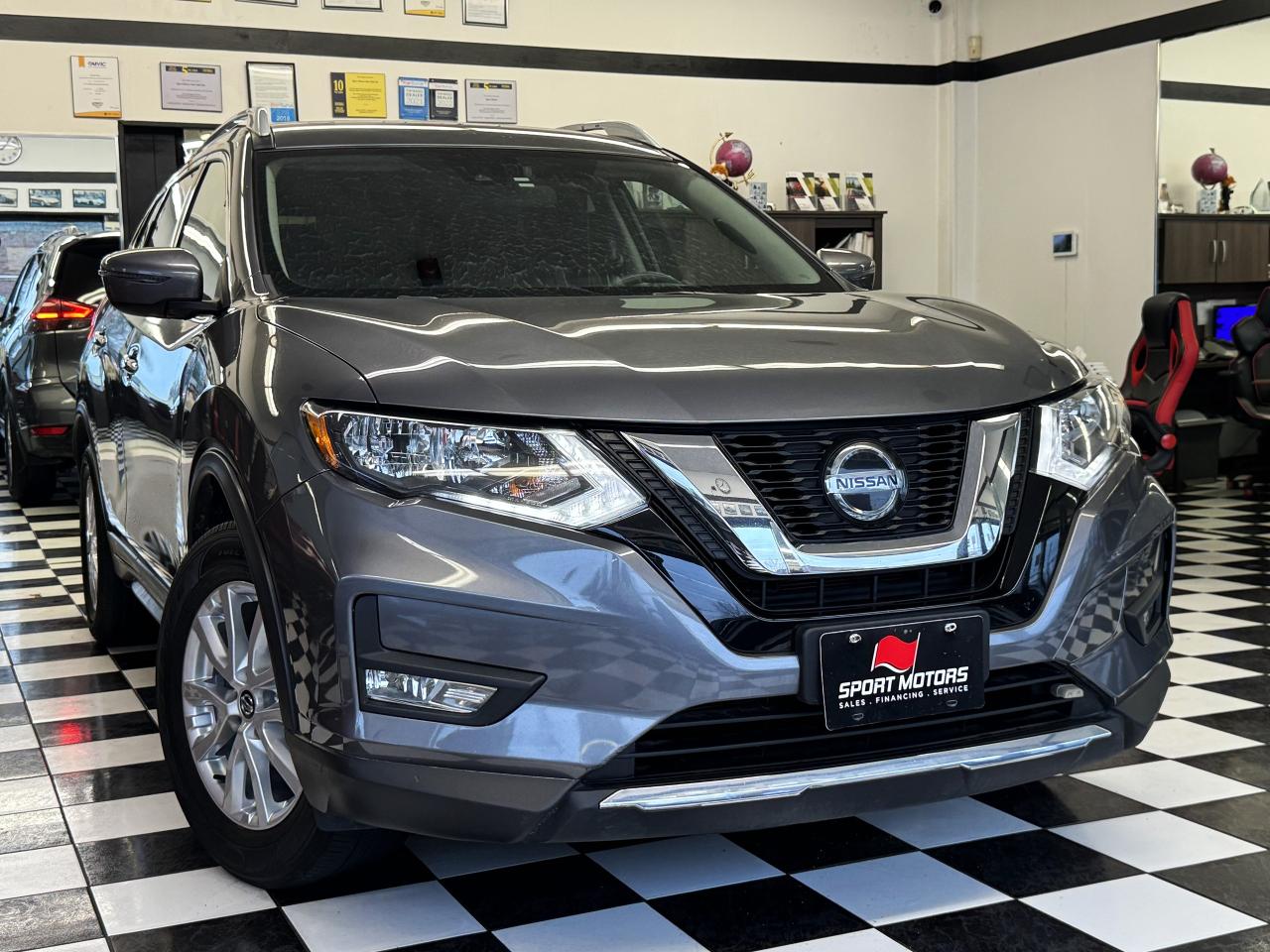 2019 Nissan Rogue SV TECH+Camera+ApplePlay+Heated Seats+Lane Keep - Photo #16