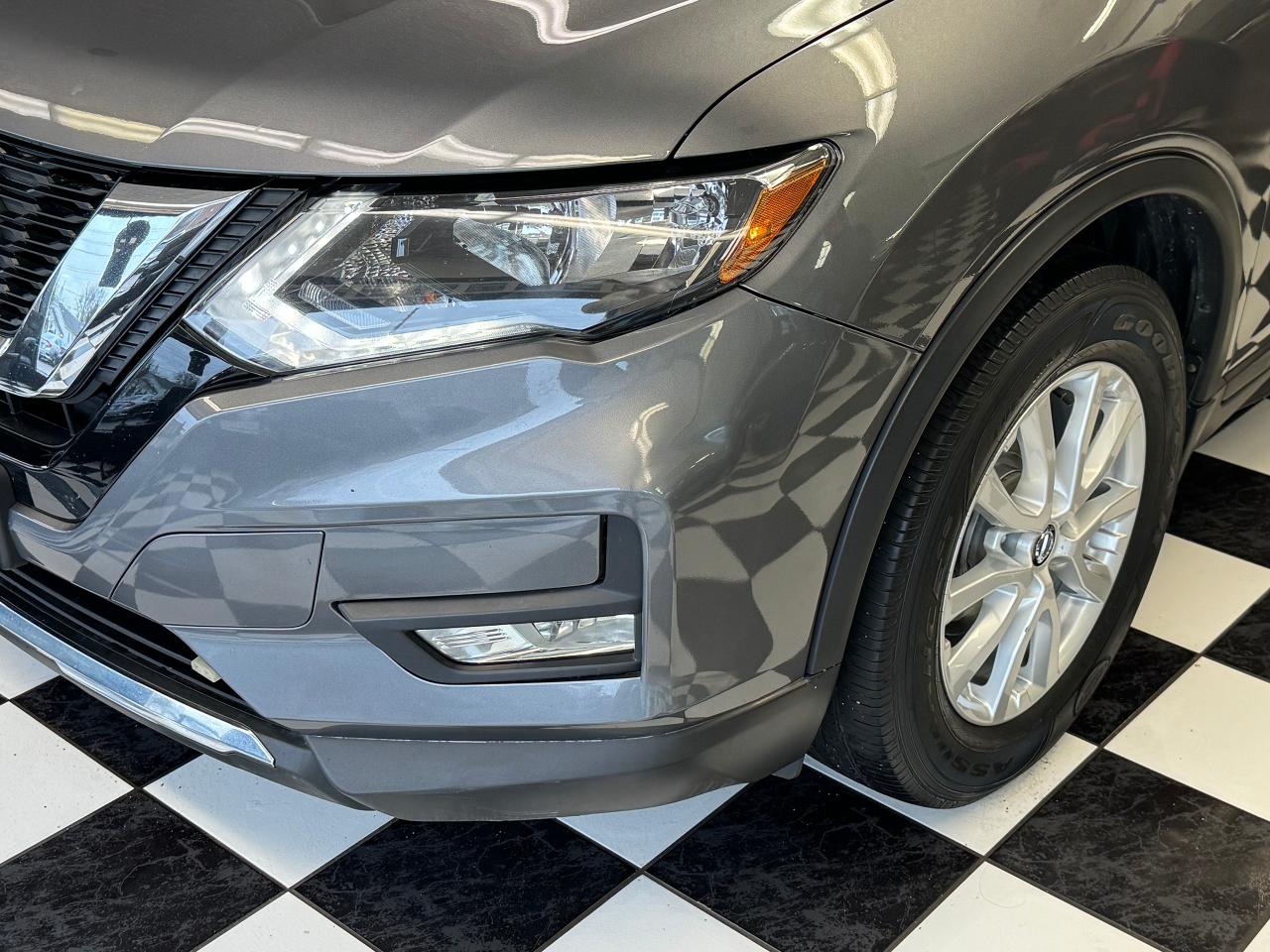 2019 Nissan Rogue SV TECH+Camera+ApplePlay+Heated Seats+Lane Keep Photo100