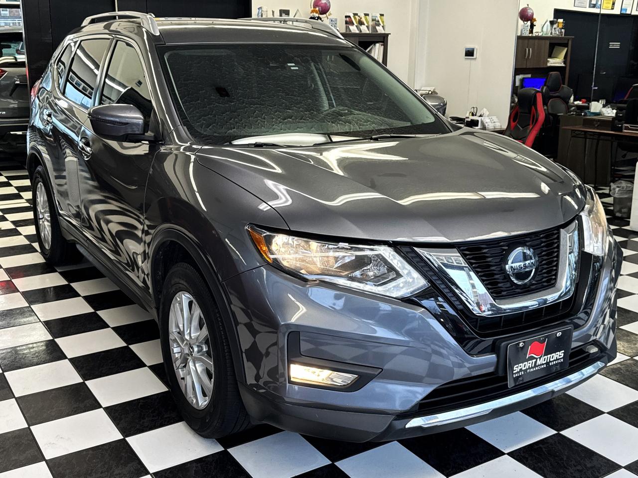 2019 Nissan Rogue SV TECH+Camera+ApplePlay+Heated Seats+Lane Keep - Photo #5