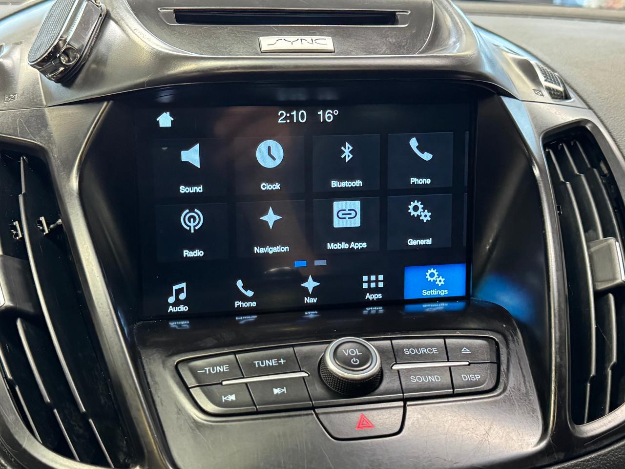 2017 Ford Escape SE+Heated Leather+Roof+GPS+Camera - Photo #34