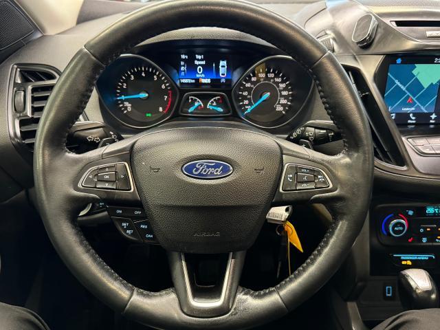 2017 Ford Escape SE+Heated Leather+Roof+GPS+Camera Photo9
