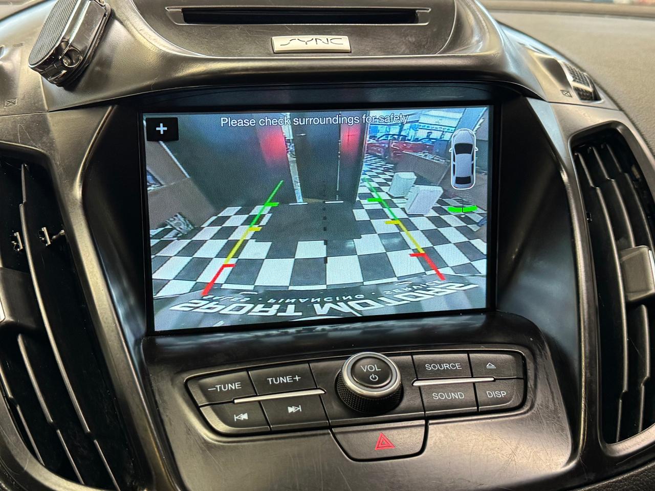 2017 Ford Escape SE+Heated Leather+Roof+GPS+Camera Photo71