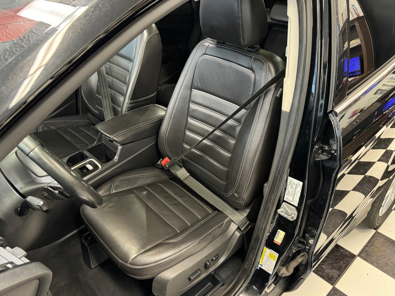 2017 Ford Escape SE+Heated Leather+Roof+GPS+Camera - Photo #21