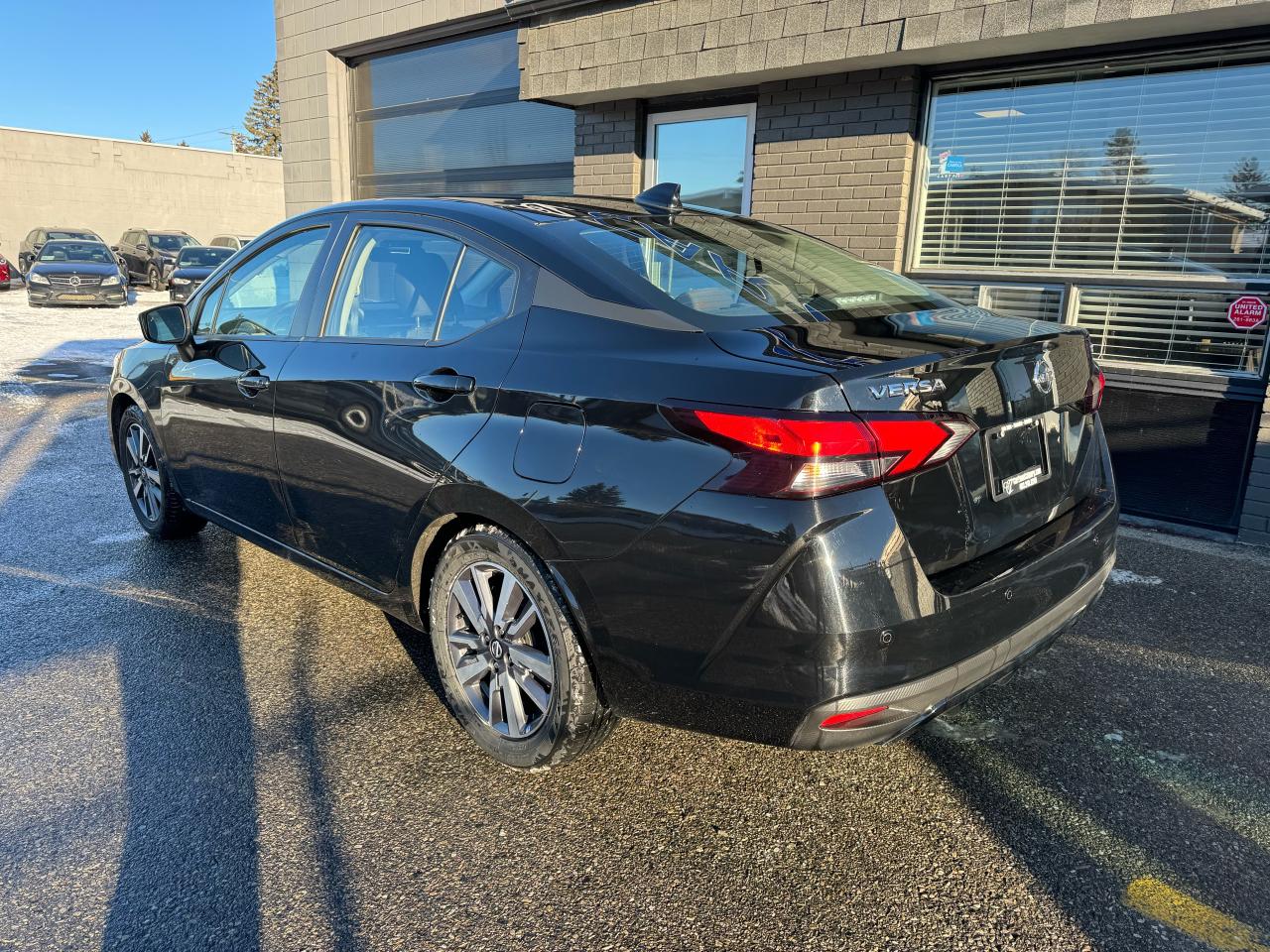 2021 Nissan Versa SV Low KMs Easy Financing Options - Photo #8