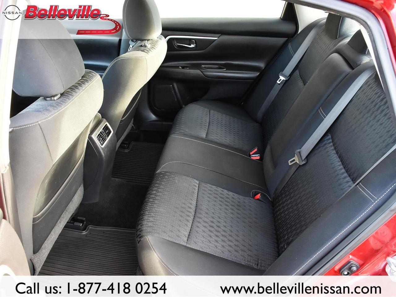 2018 Nissan Altima CLEAN CARFAX, SUNROOF, NAVIGATION Photo