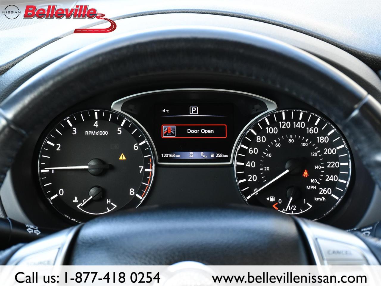 2018 Nissan Altima CLEAN CARFAX, SUNROOF, NAVIGATION Photo