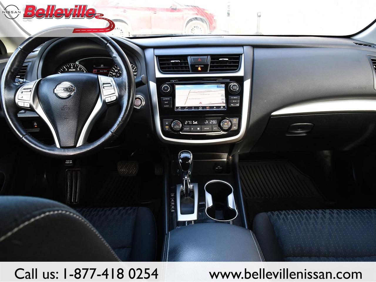 2018 Nissan Altima CLEAN CARFAX, SUNROOF, NAVIGATION Photo
