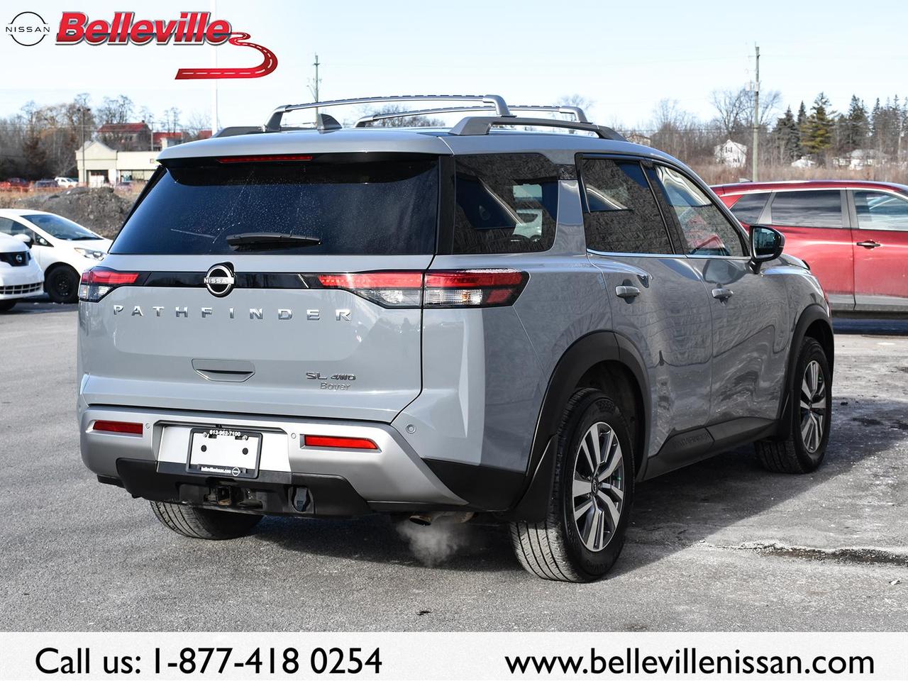 2022 Nissan Pathfinder SL AWD CLEAN CARFAX, LEATHER, SUNROOF, NAVIGATION Photo