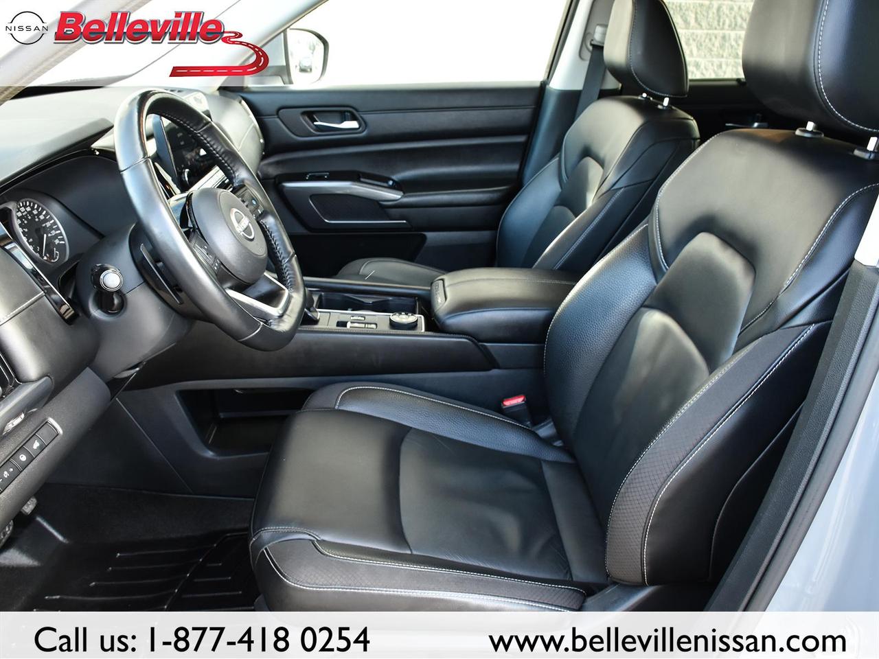 2022 Nissan Pathfinder SL AWD CLEAN CARFAX, LEATHER, SUNROOF, NAVIGATION Photo