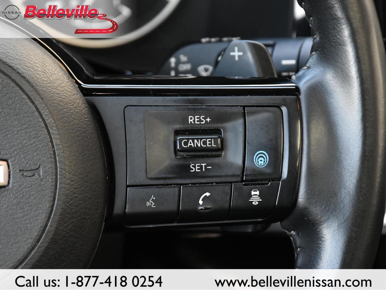 2022 Nissan Pathfinder SL AWD CLEAN CARFAX, LEATHER, SUNROOF, NAVIGATION Photo