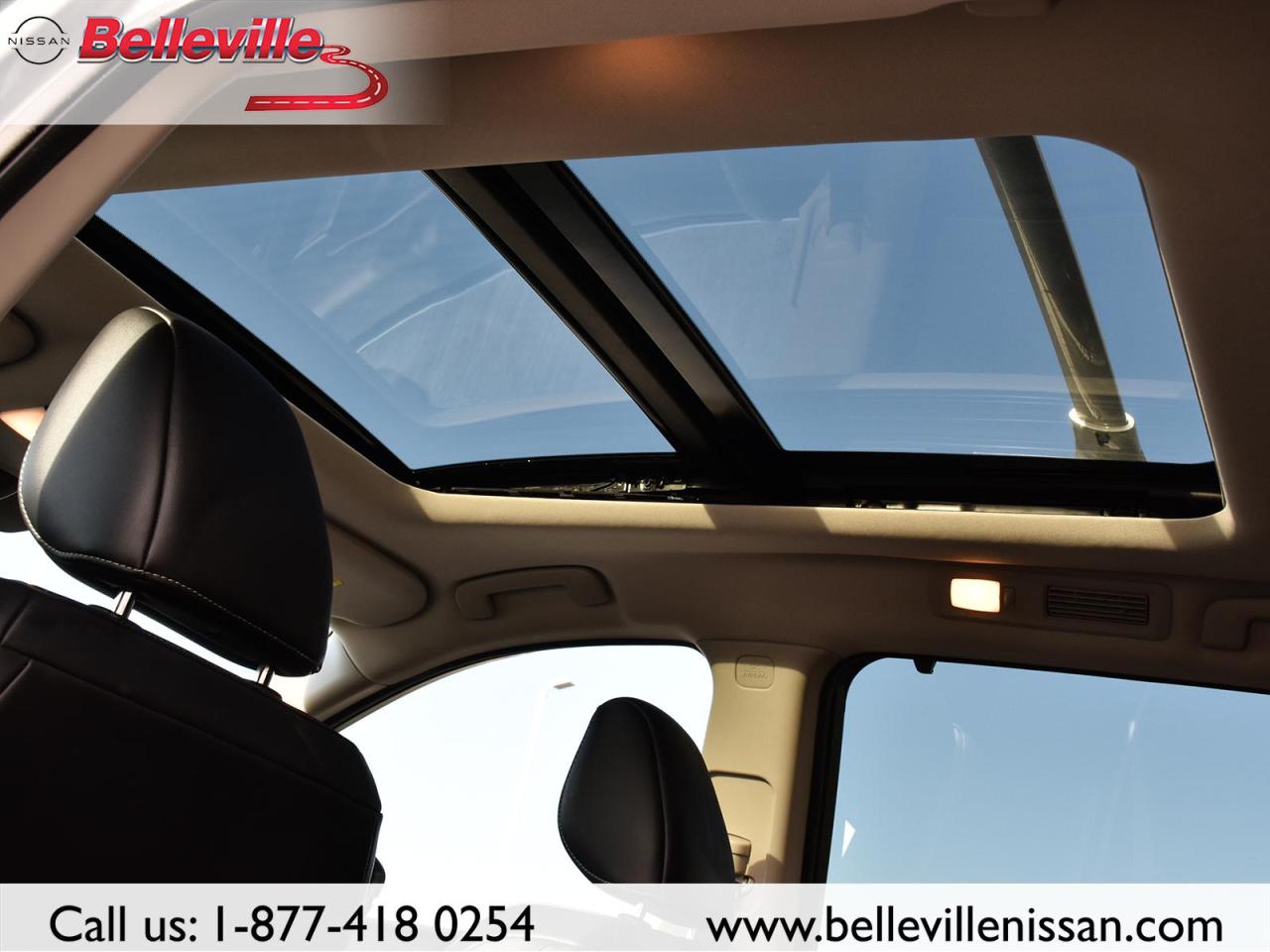 2022 Nissan Pathfinder SL AWD CLEAN CARFAX, LEATHER, SUNROOF, NAVIGATION Photo