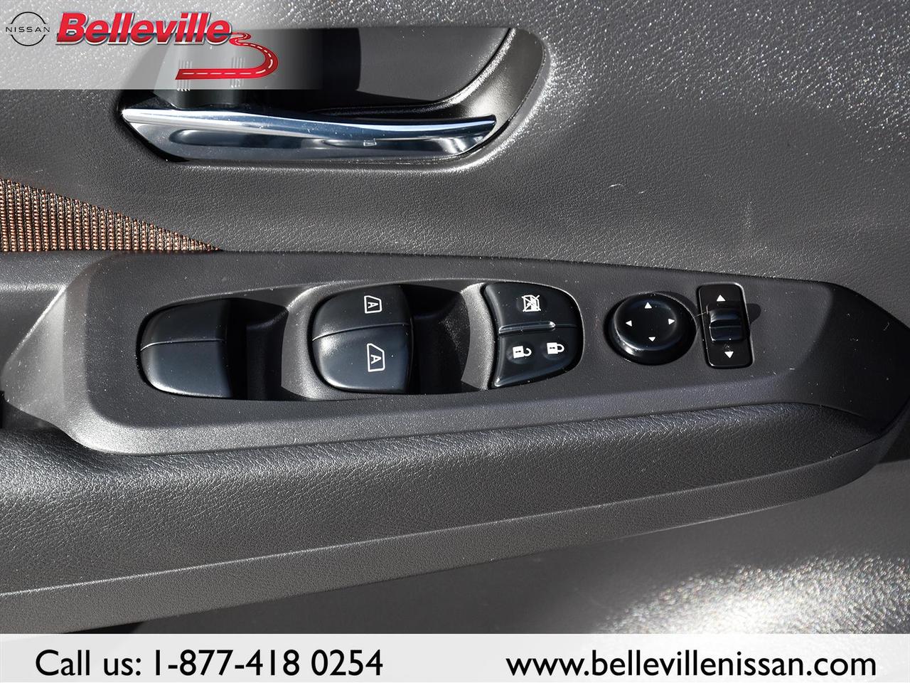2021 Nissan Kicks SR 1 OWNER CLEAN CARFAX HEATED SEATS, EXT WARRANTY Photo