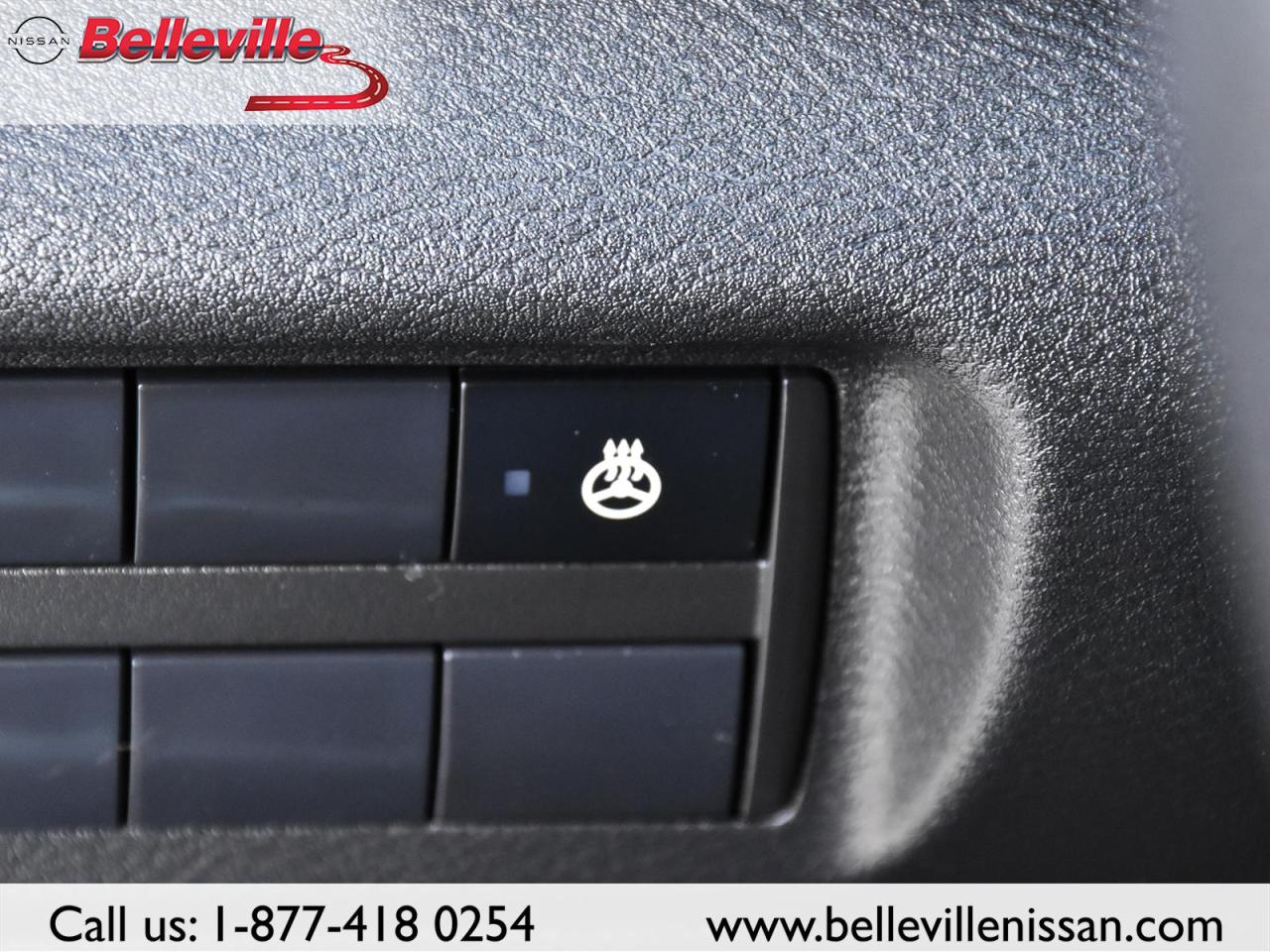 2021 Nissan Kicks SR 1 OWNER CLEAN CARFAX HEATED SEATS, EXT WARRANTY Photo