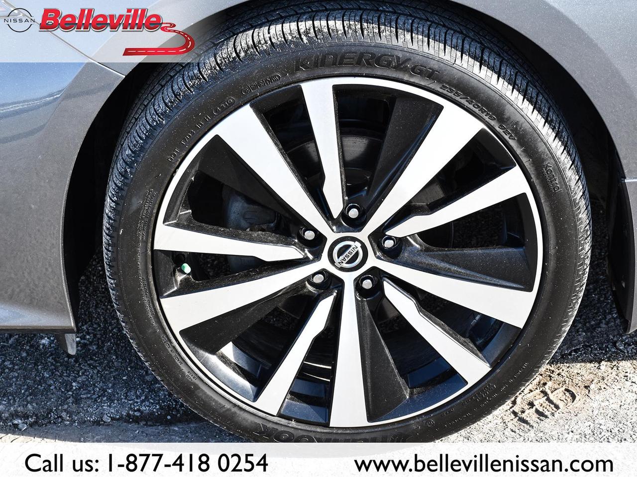 2020 Nissan Altima 2.5 Platinum, LEATHER, SUNROOF, NAVIGATION AWD Photo