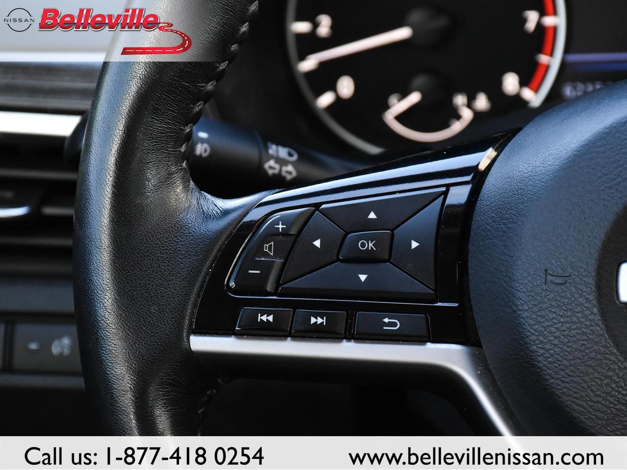 2020 Nissan Altima 2.5 Platinum, LEATHER, SUNROOF, NAVIGATION AWD Photo