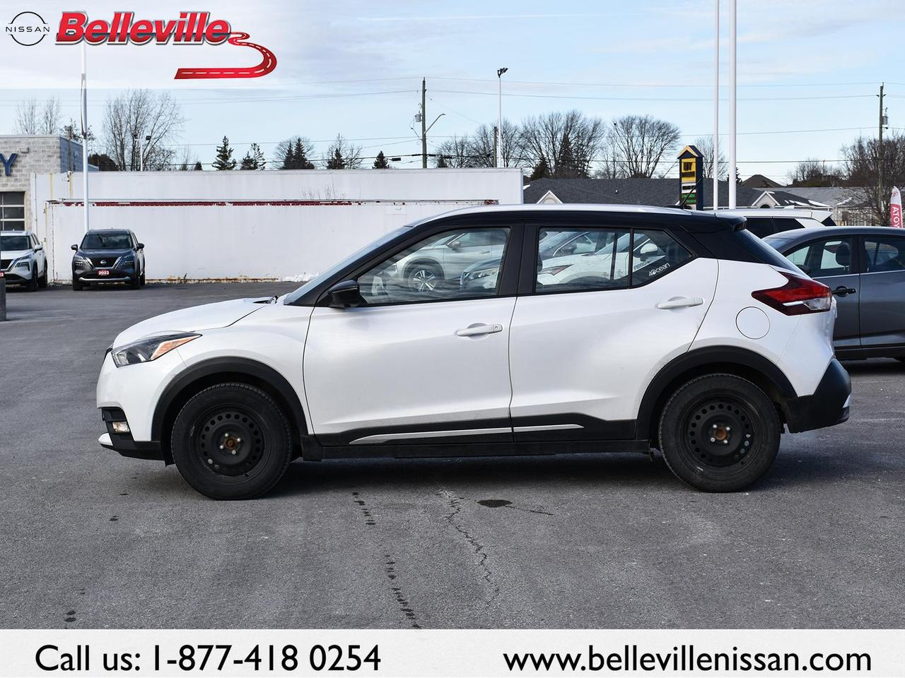 2019 Nissan Kicks SR 1 OWNER  HEATED SEATS, BACKUP CAM, SNOW TIRES Photo2