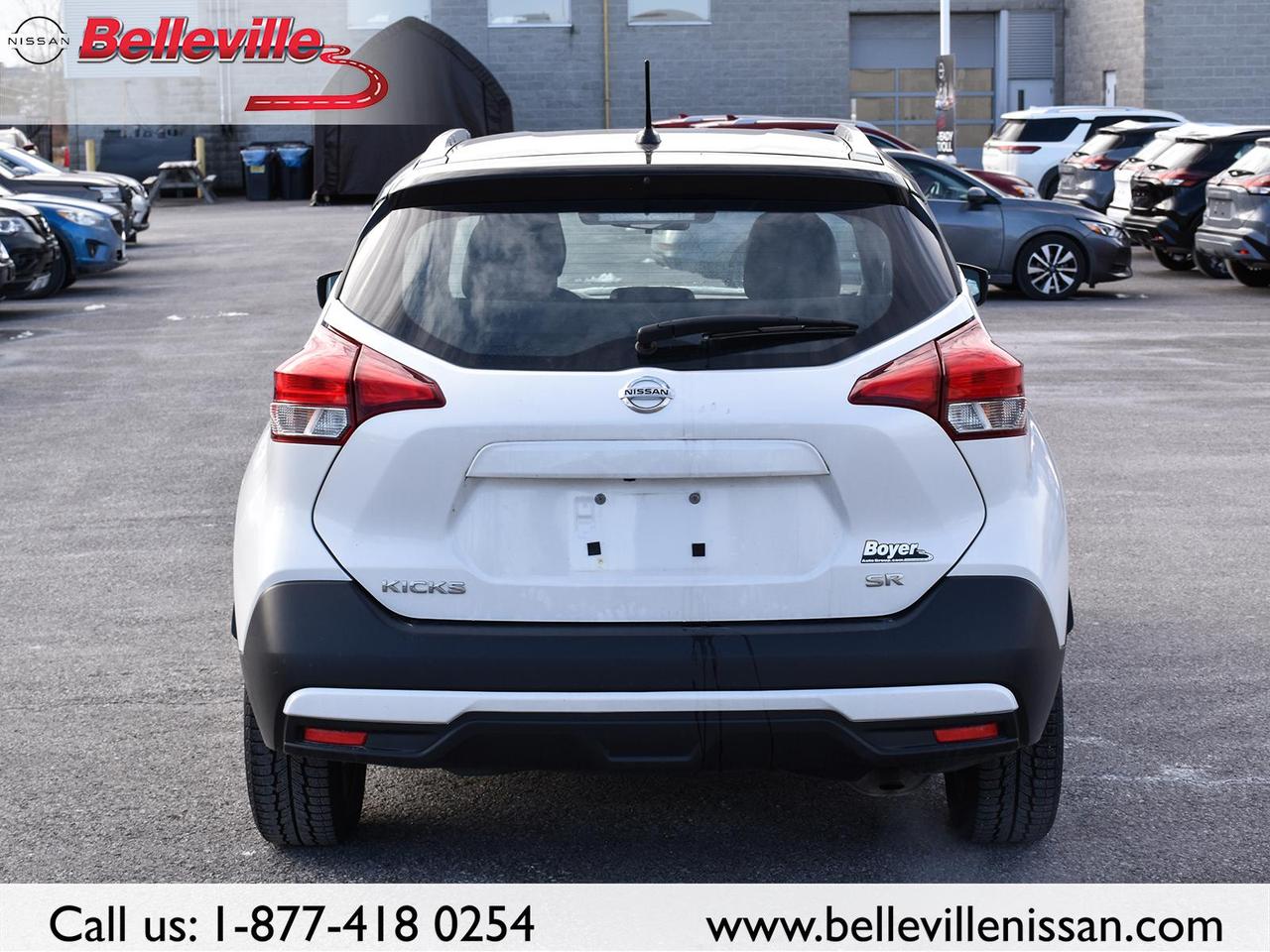 2019 Nissan Kicks SR 1 OWNER  HEATED SEATS, BACKUP CAM, SNOW TIRES Photo