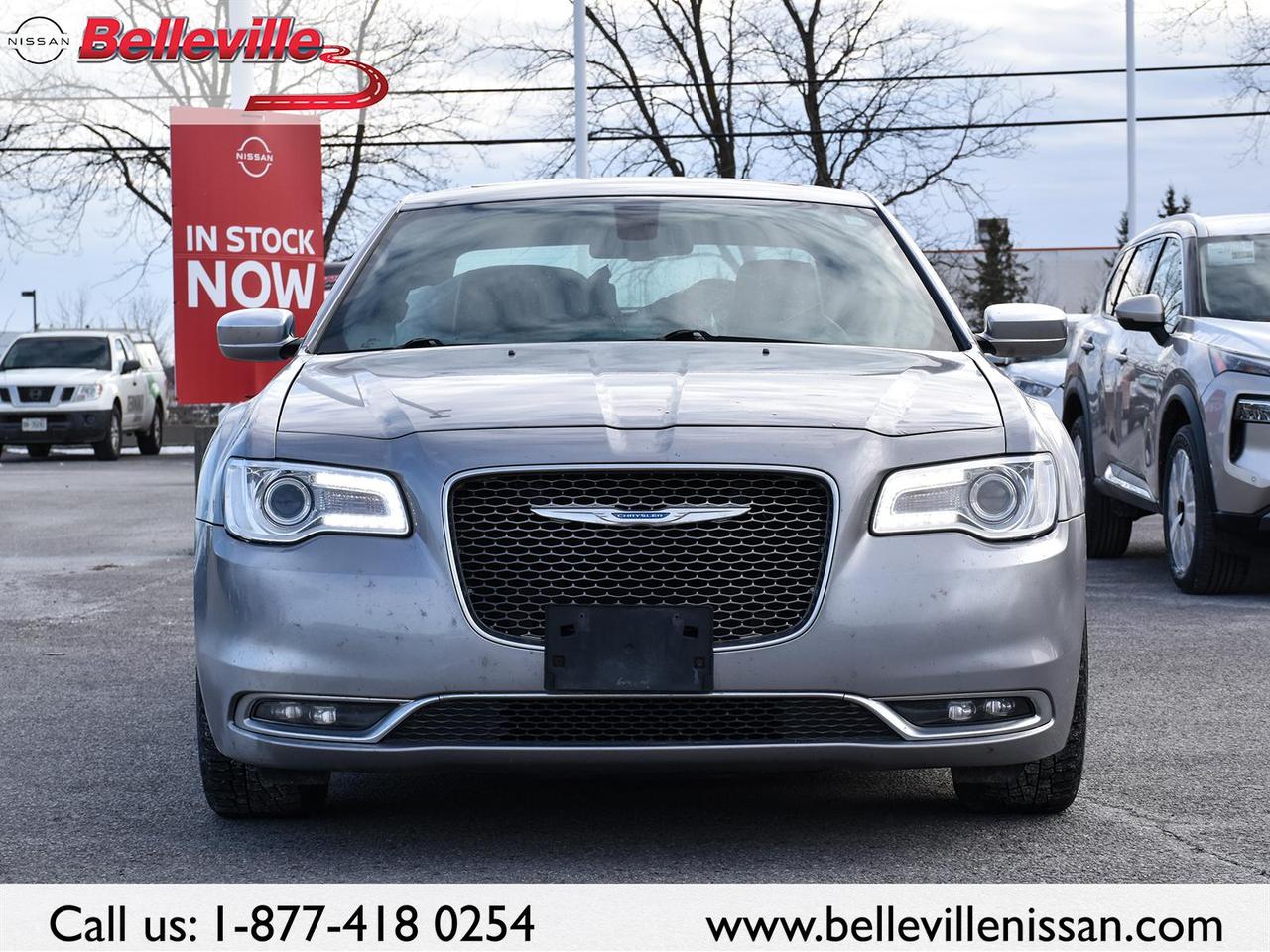 2017 Chrysler 300 300C Platinum AWD, LEATHER, SUNROOF, NAVIGATION. Photo
