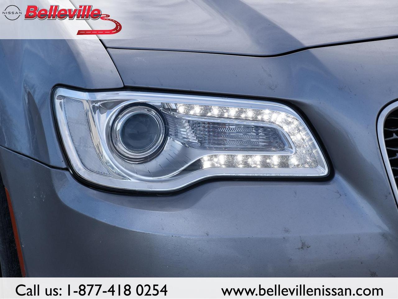 2017 Chrysler 300 300C Platinum AWD, LEATHER, SUNROOF, NAVIGATION. Photo