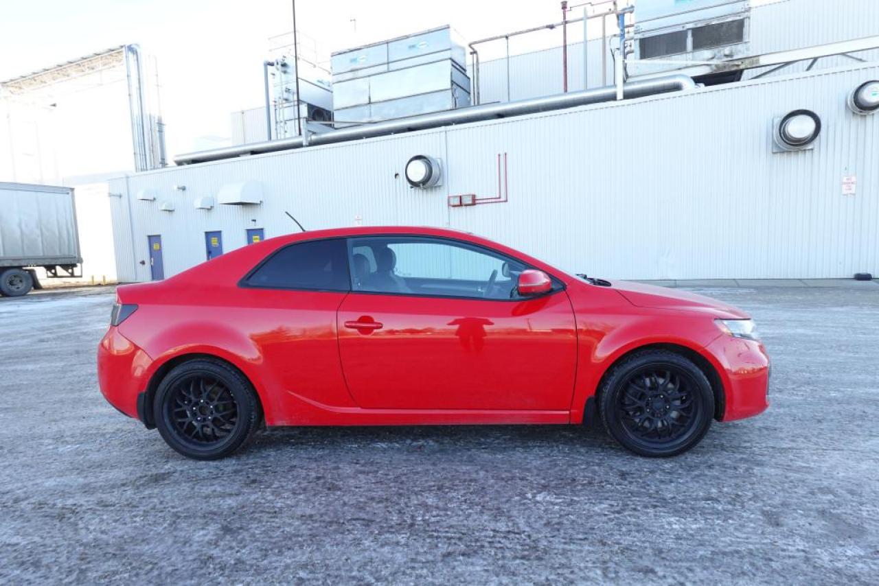 2012 Kia Forte Koup 2dr Cpe SX Photo2