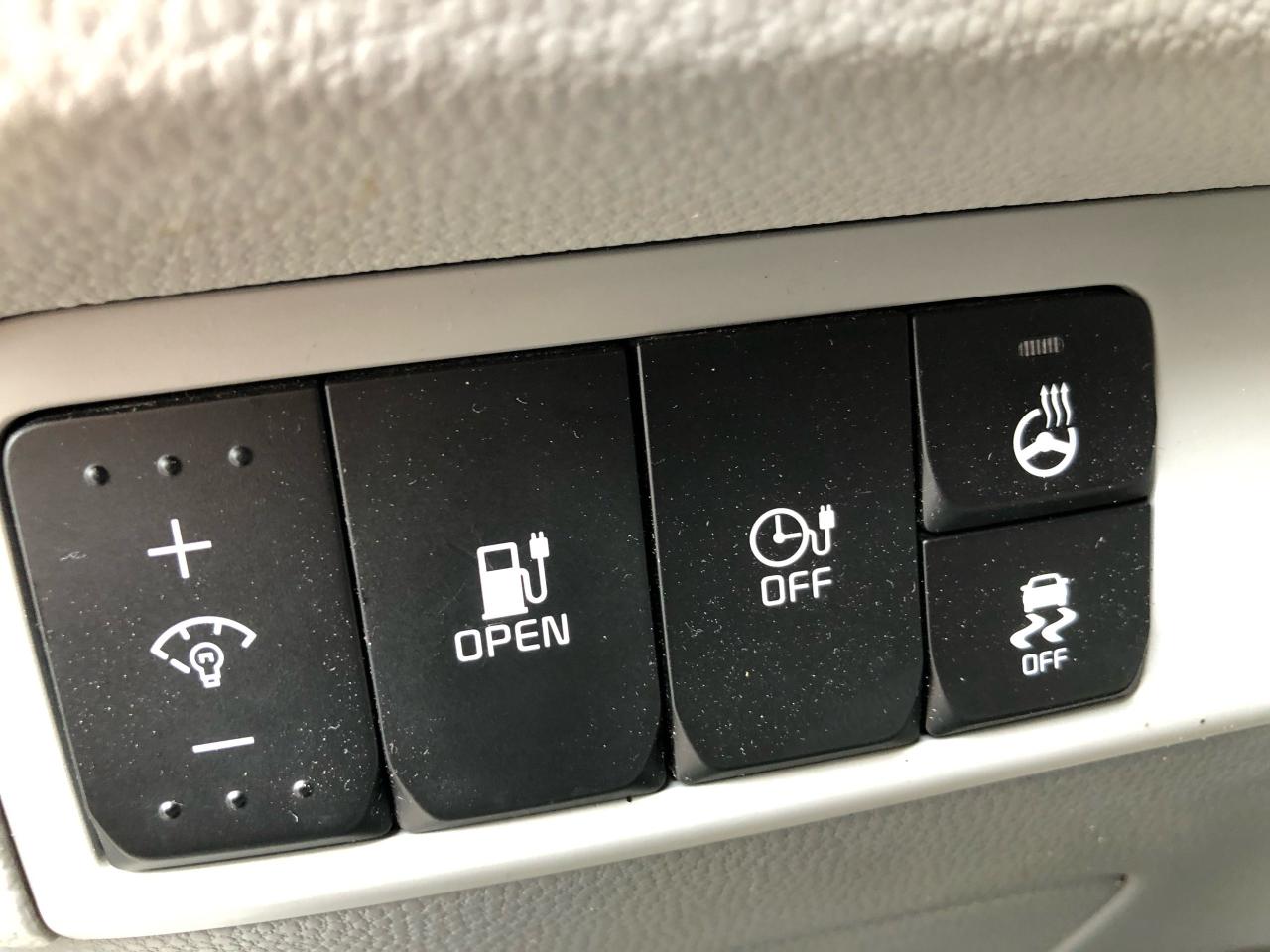 2016 Kia Soul Electric - Photo #10