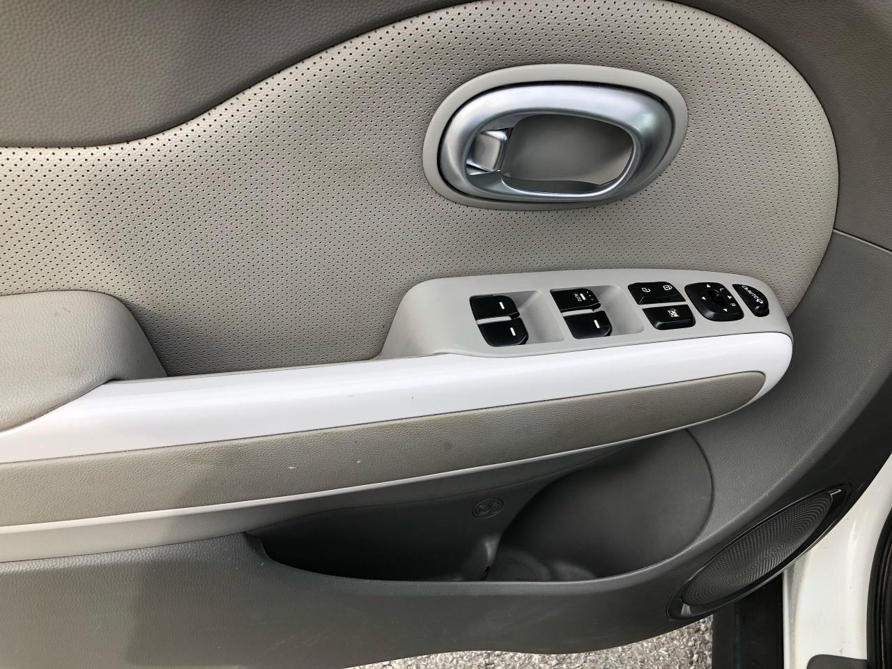 2016 Kia Soul Electric - Photo #7