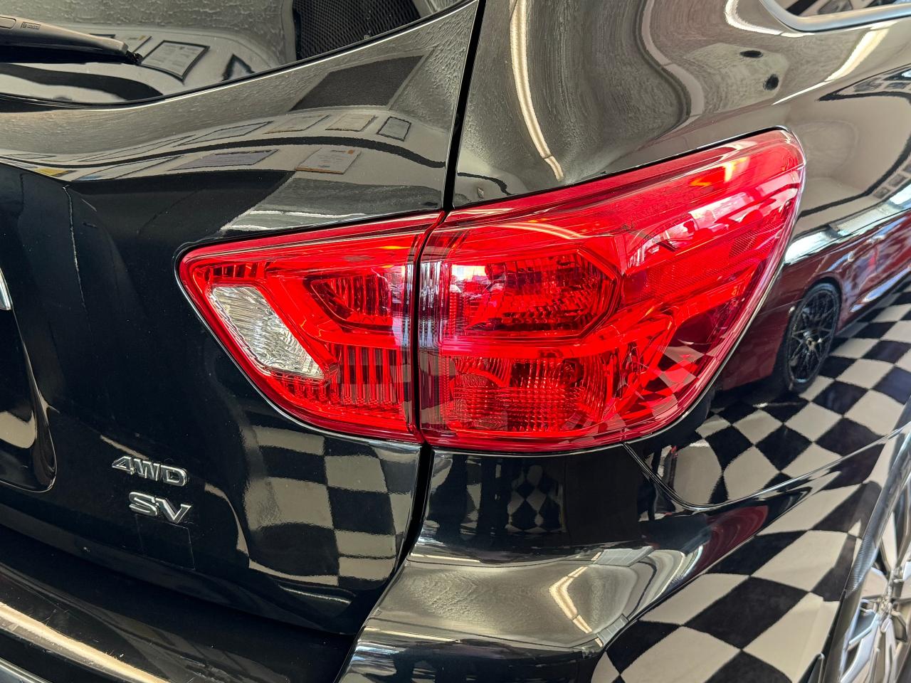 2019 Nissan Pathfinder S 4WD 7 Passenger+GPS+CAM+Remote Start+CLEANCARFAX - Photo #71