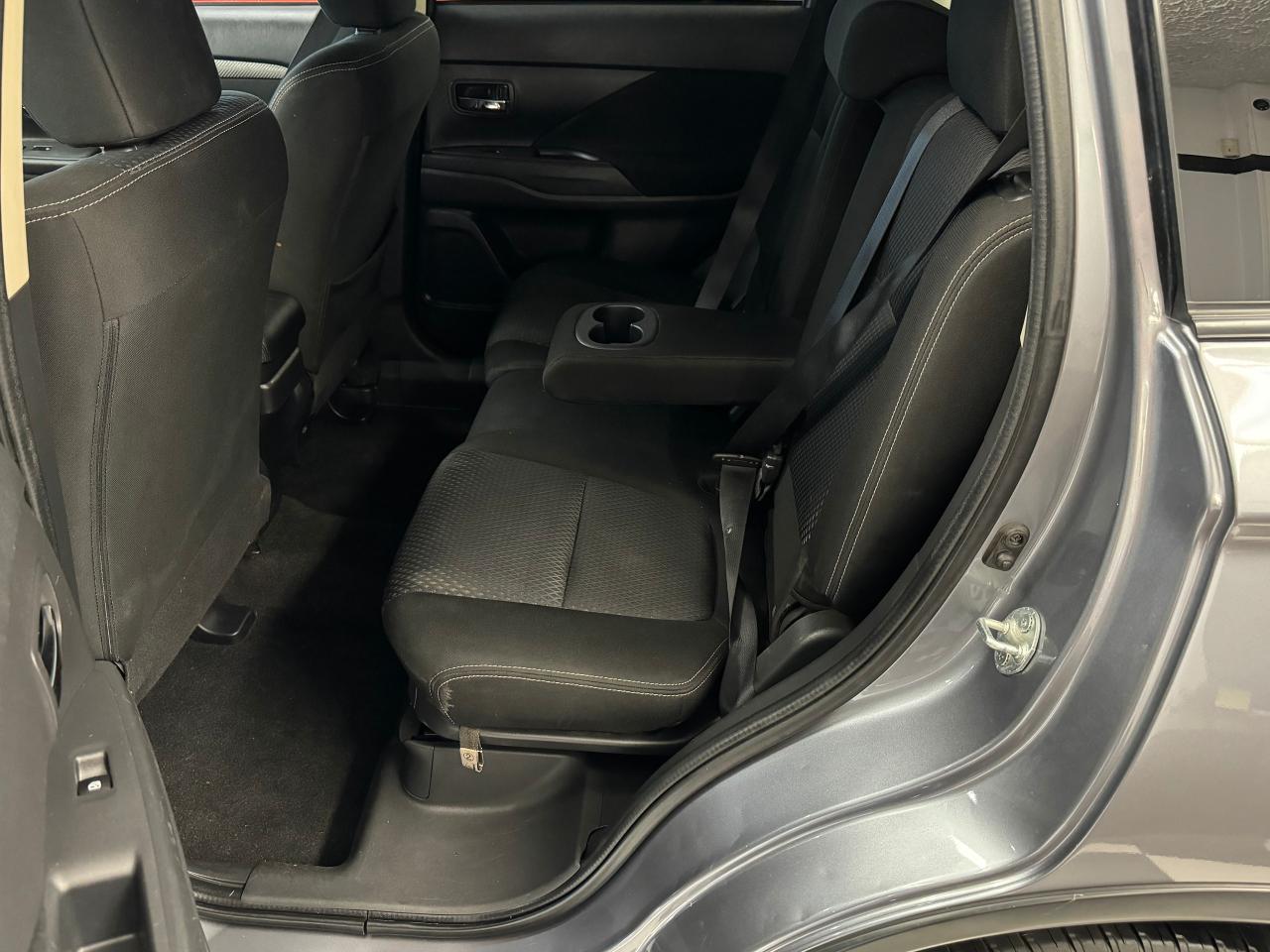 2016 Mitsubishi Outlander ES AWC+Heated Seats+A/C+Clean Carfax - Photo #22