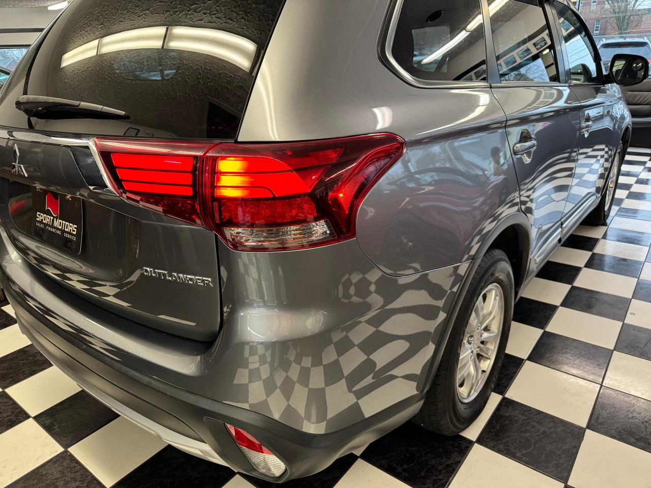2016 Mitsubishi Outlander ES AWC+Heated Seats+A/C+Clean Carfax Photo84