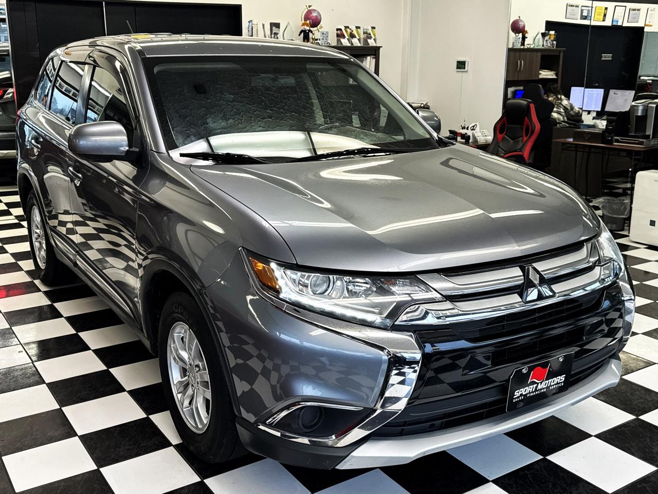 2016 Mitsubishi Outlander ES AWC+Heated Seats+A/C+Clean Carfax - Photo #5