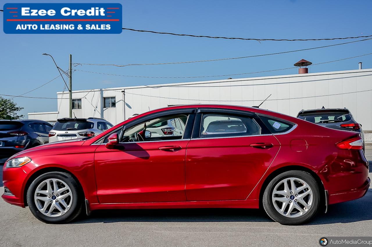 2016 Ford Fusion SE Photo4