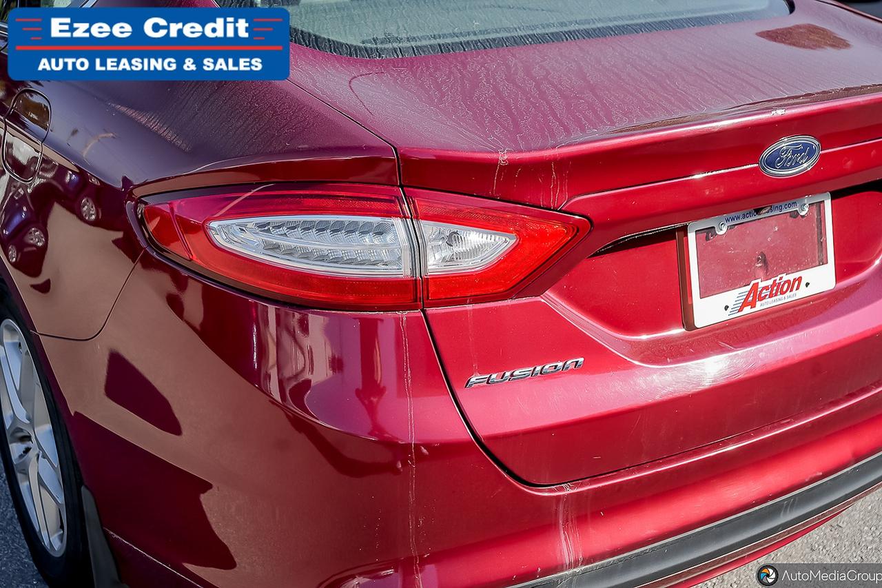 2016 Ford Fusion SE Photo