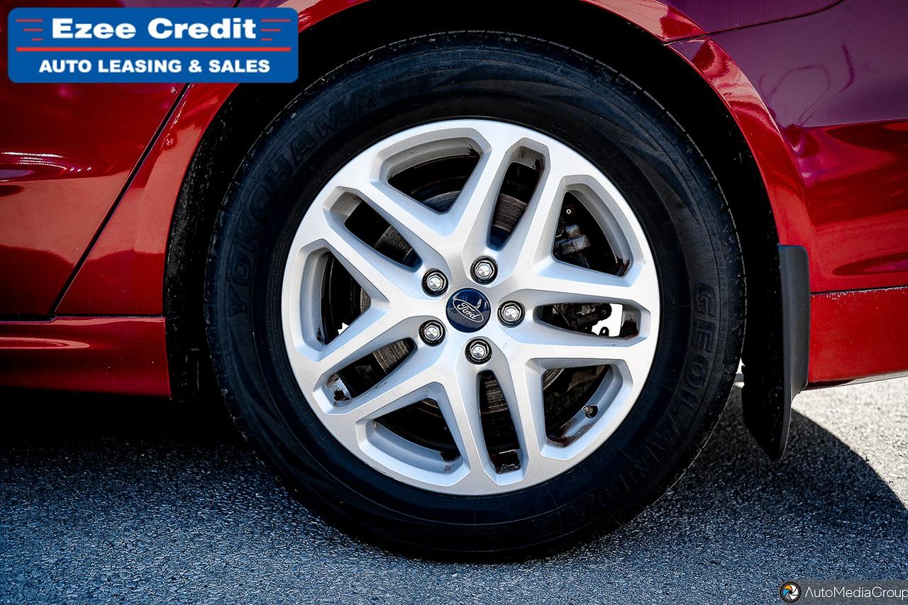 2016 Ford Fusion SE Photo