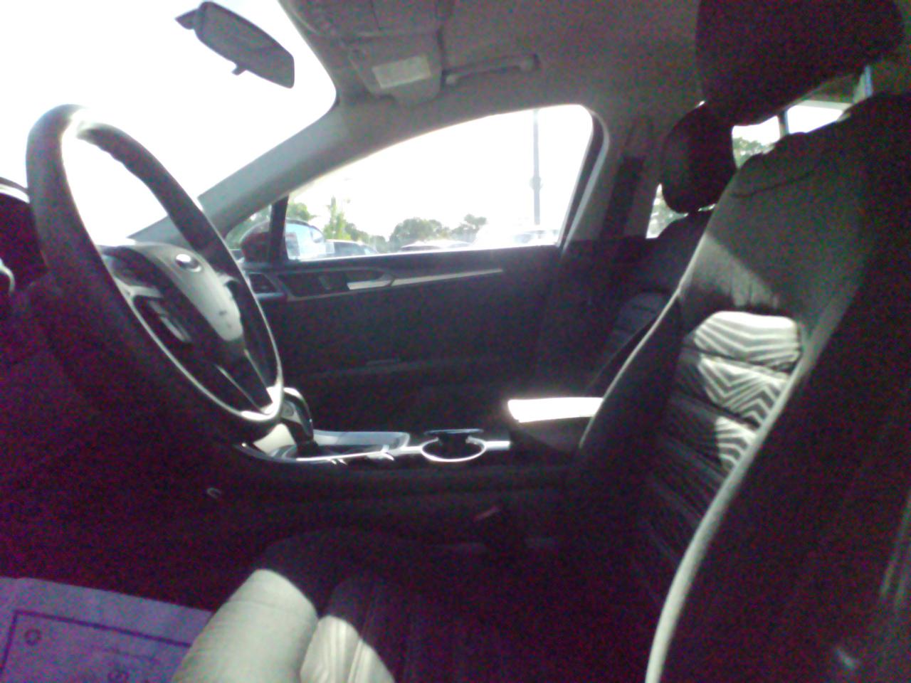 2016 Ford Fusion SE Photo