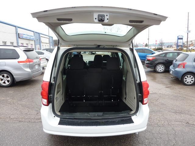 2014 Dodge Grand Caravan SE - Photo #14