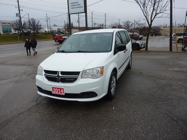 2014 Dodge Grand Caravan SE - Photo #2