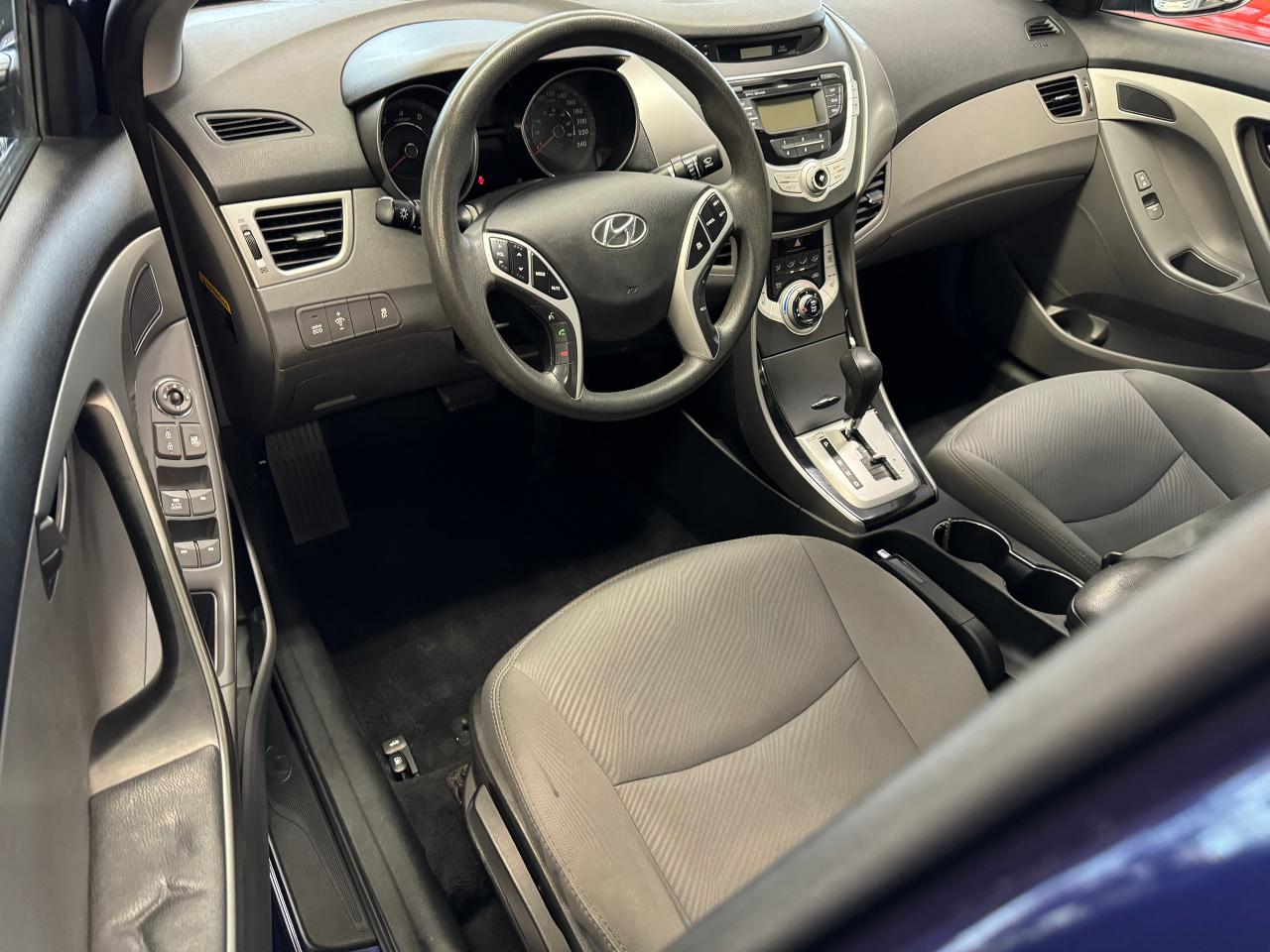 2012 Hyundai Elantra GL+Heated Seats+A/C+Cruise Control - Photo #16