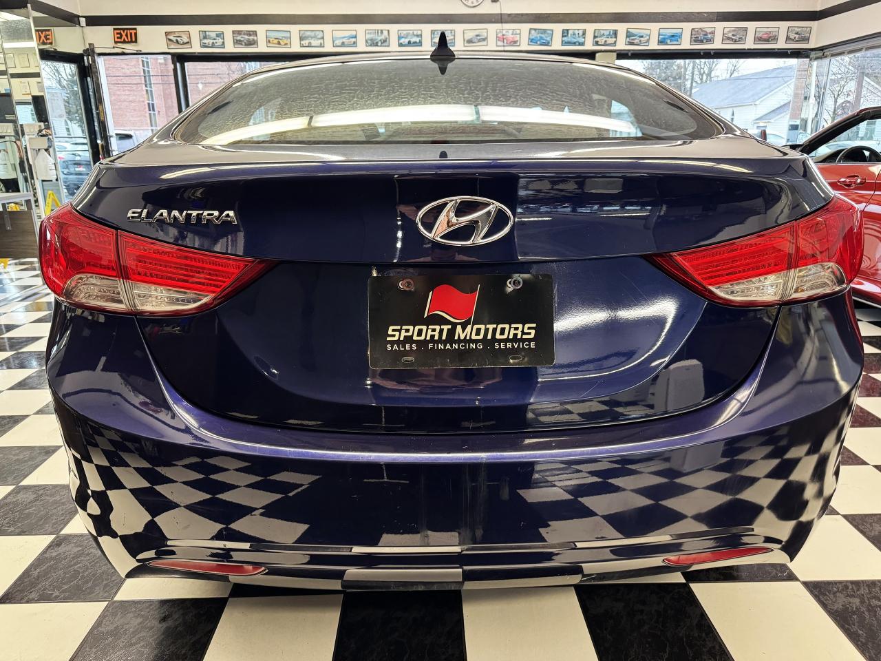 2012 Hyundai Elantra GL+Heated Seats+A/C+Cruise Control Photo3
