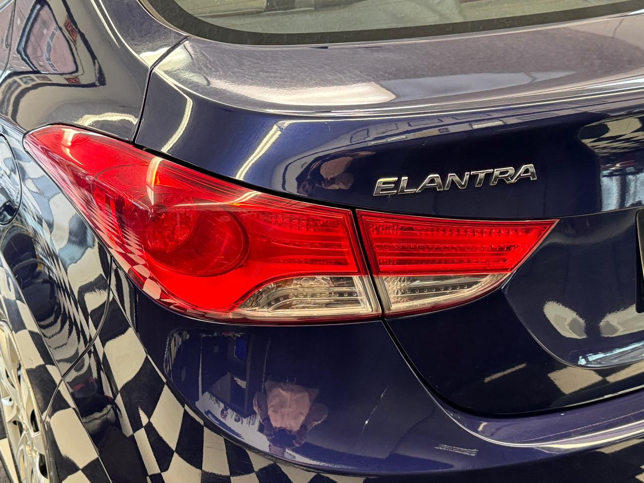 2012 Hyundai Elantra GL+Heated Seats+A/C+Cruise Control Photo52