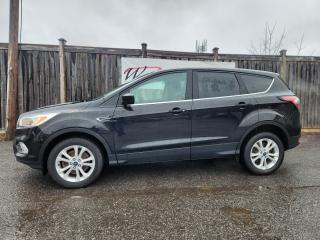 2017 Ford Escape SE - Photo #2