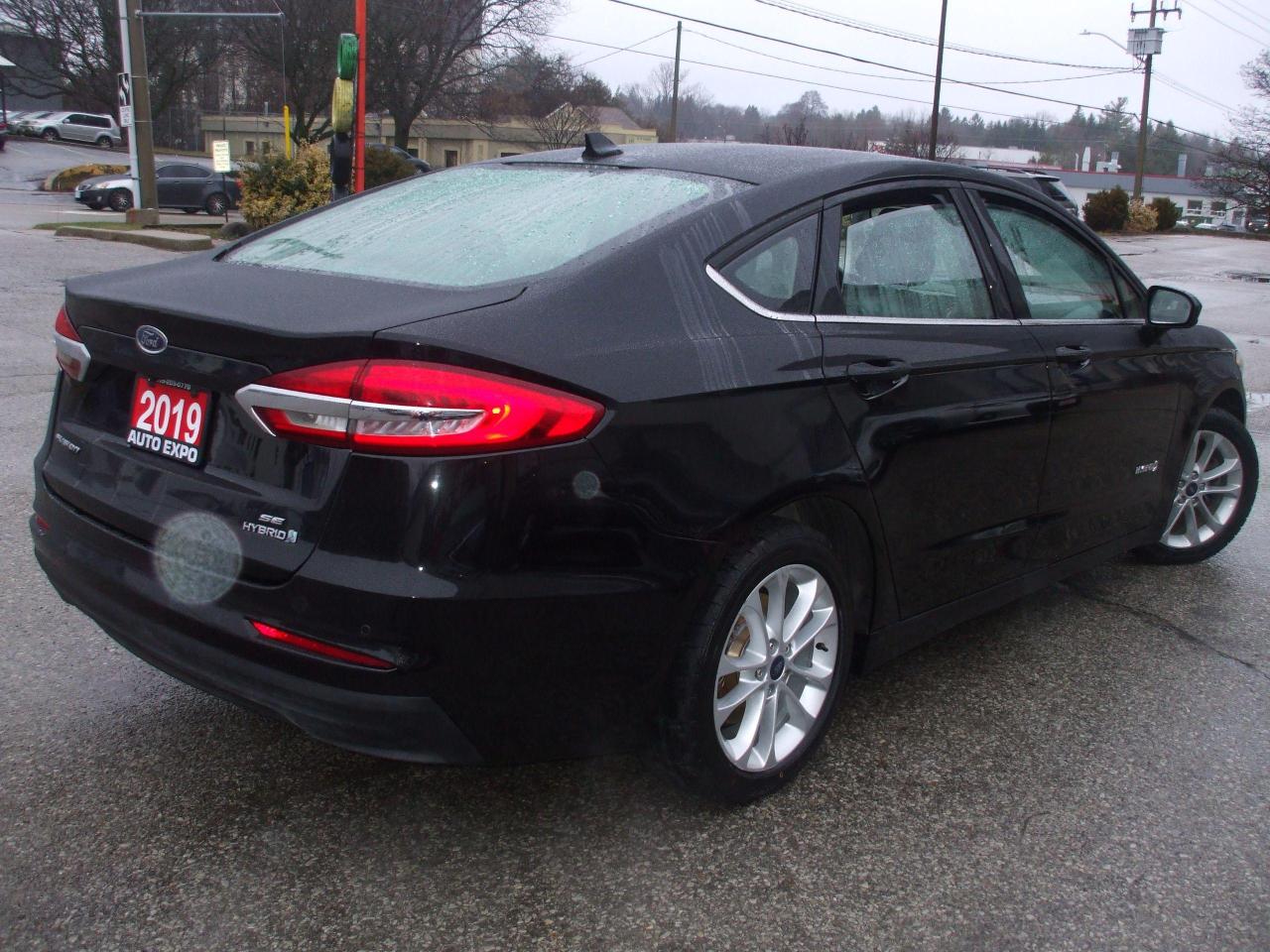 2019 Ford Fusion Hybrid Hybrid,Certified,New Winter Tires & Brakes,GPS - Photo #5