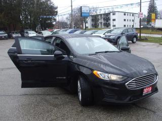 2019 Ford Fusion Hybrid Hybrid,Certified,New Winter Tires & Brakes,GPS - Photo #18