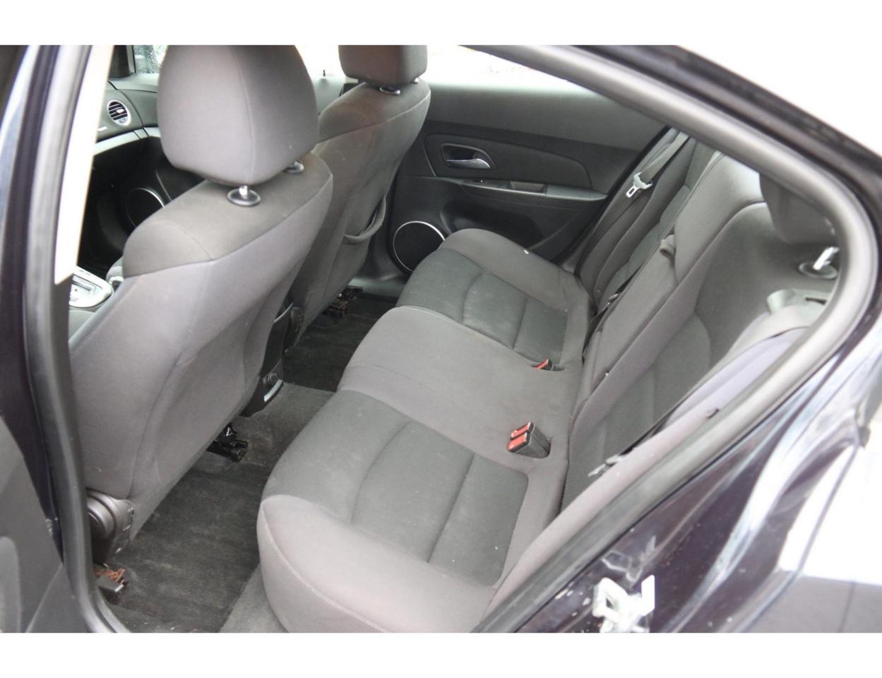 2016 Chevrolet Cruze Limited 1LT Auto - Photo #9